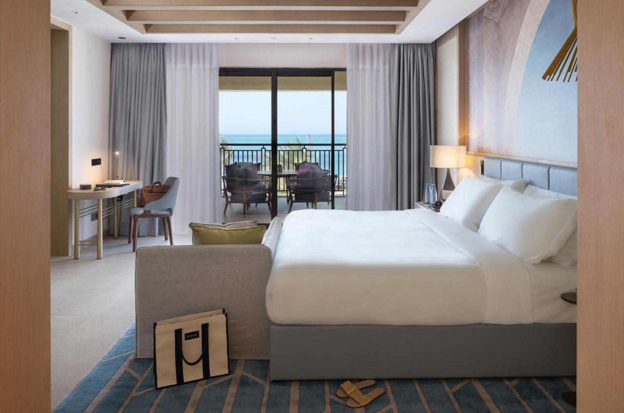 Jumeirah Gulf Of Bahrain Al-Manamah Bagian luar foto